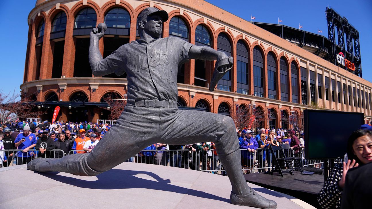 Citi Field – Tom Seaver Statue – Helical Specialty Contractors