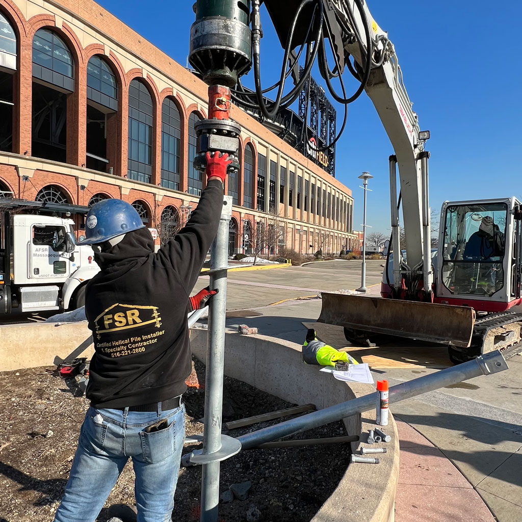 TOM SEAVER STATUE CONSTRUCTION?!?!?